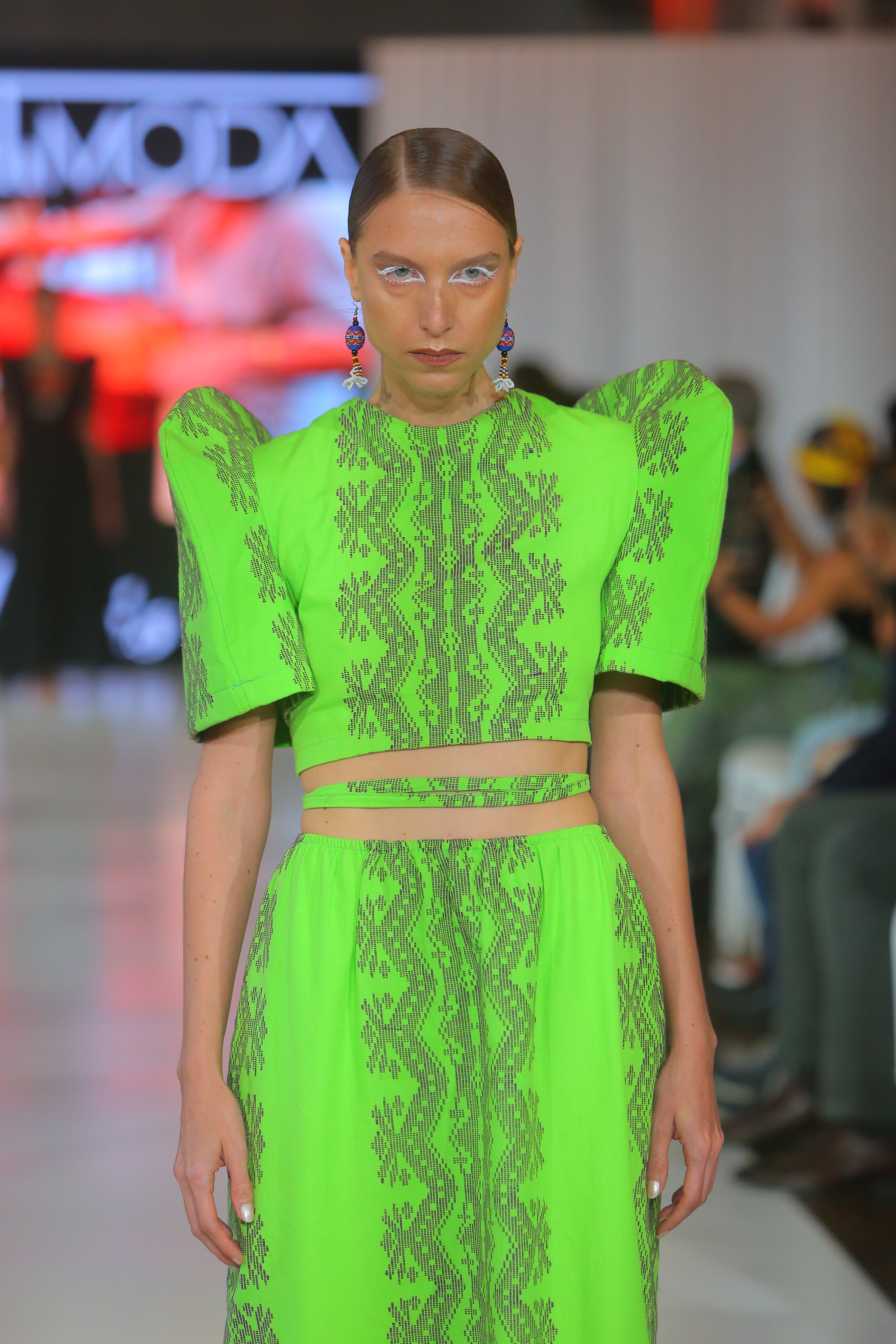 Green River back Tie Crop and Skirt (Set)