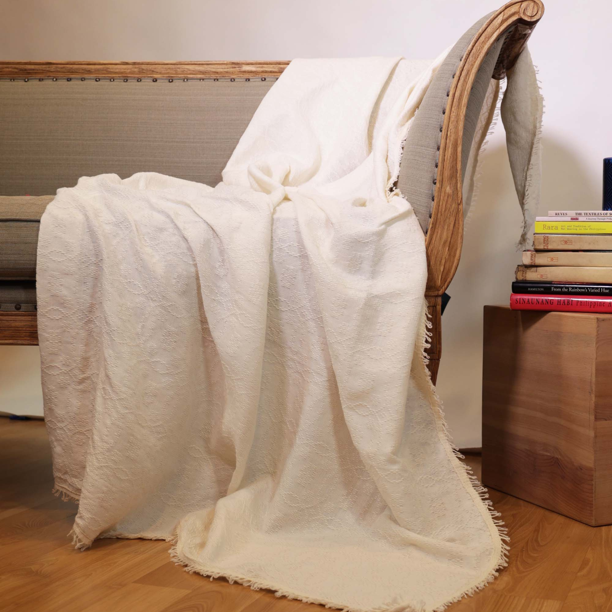 Inabel Super Brocade Twin Blanket