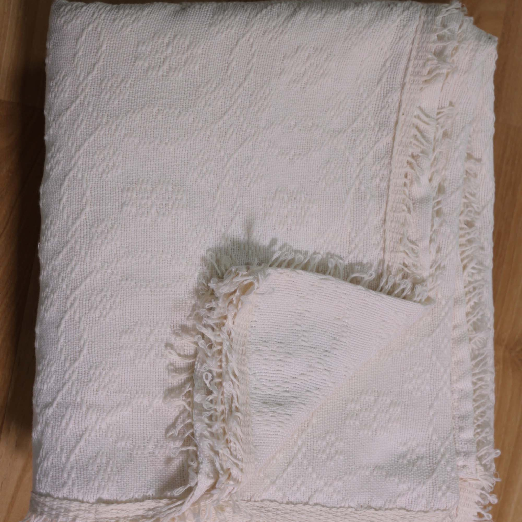 Inabel Super Brocade Twin Blanket