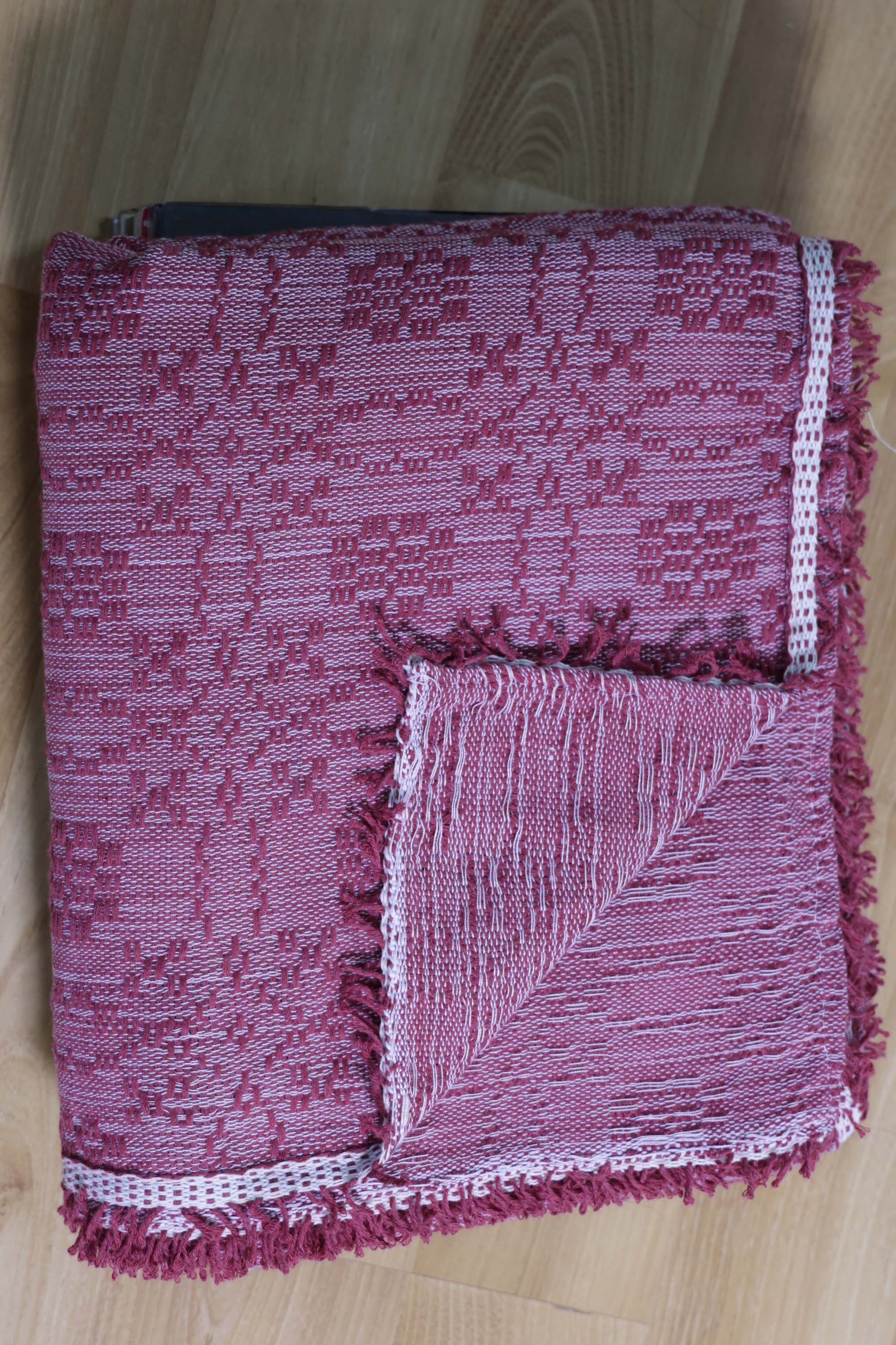 Inabel Super Brocade Twin Blanket