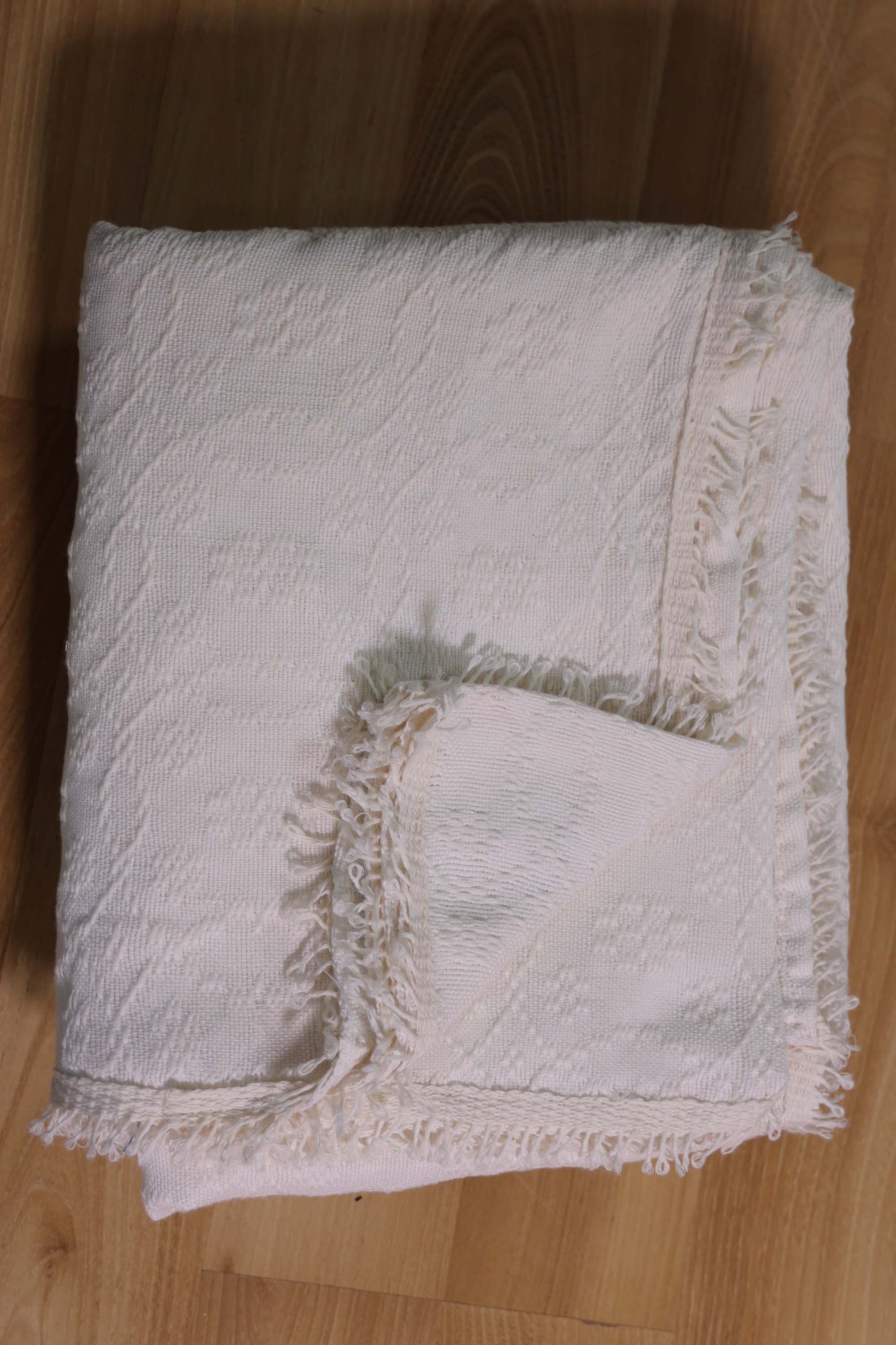 Inabel Super Brocade Twin Blanket